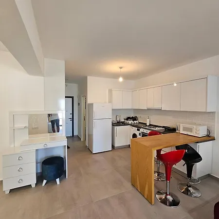 Perfect With Stunning Views